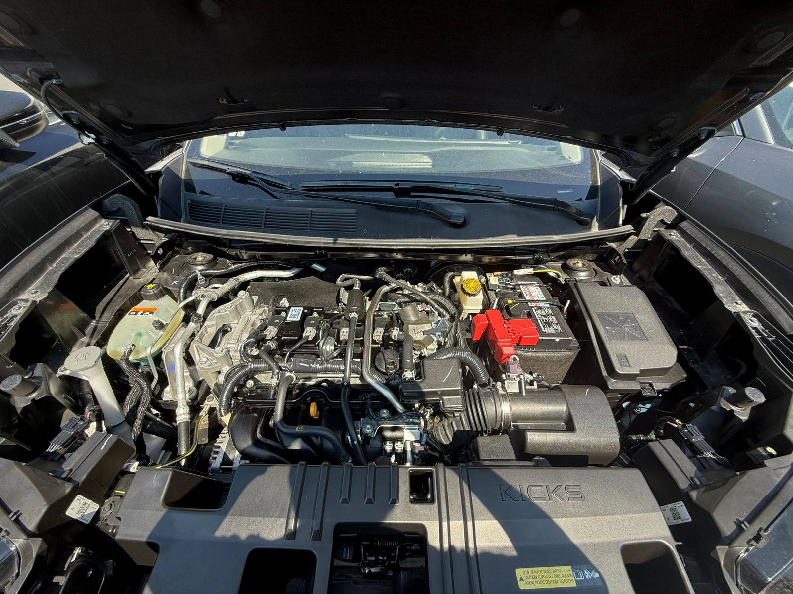 2025 Nissan KICKS 5P PLATINUM L42.0 AUT