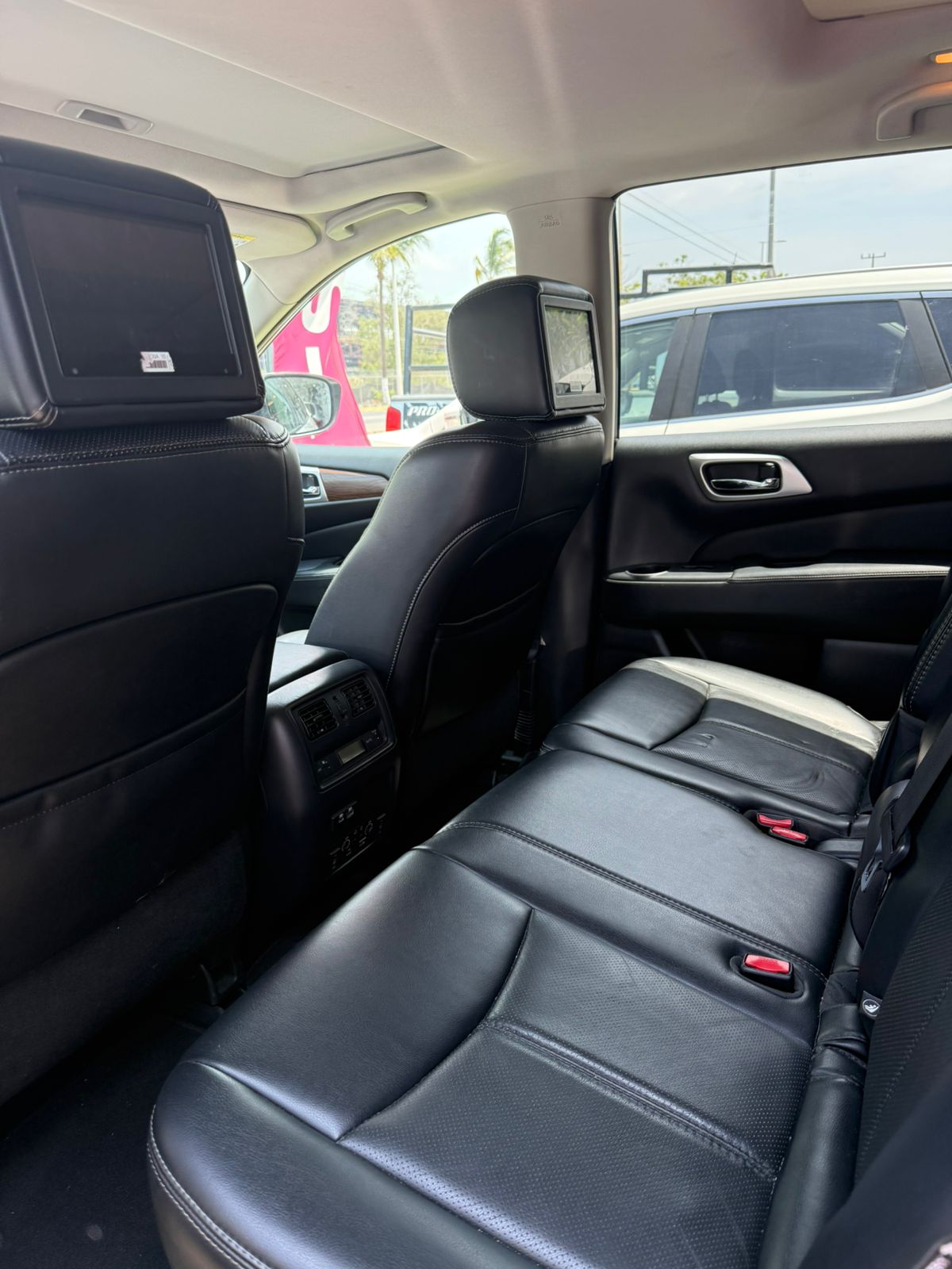 2019 Nissan PATHFINDER 5 PTS EXCLUSIVE CVT PIEL QCP GPS FLED RA-20 4X4