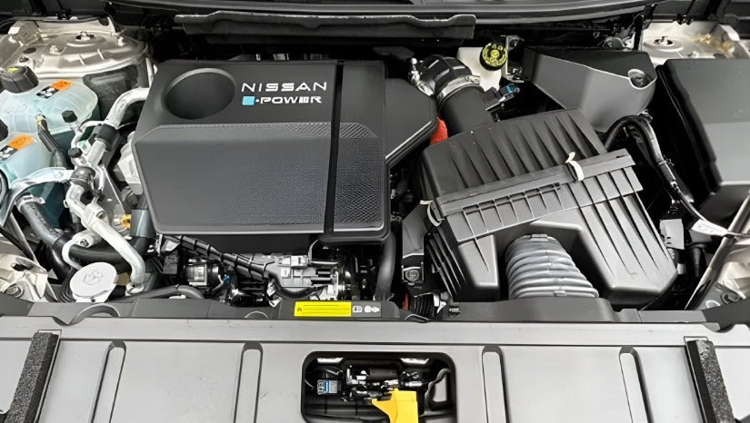 2025 Nissan X-TRAIL 5P PLATINUM E.POWER HEV L31.5 AUT