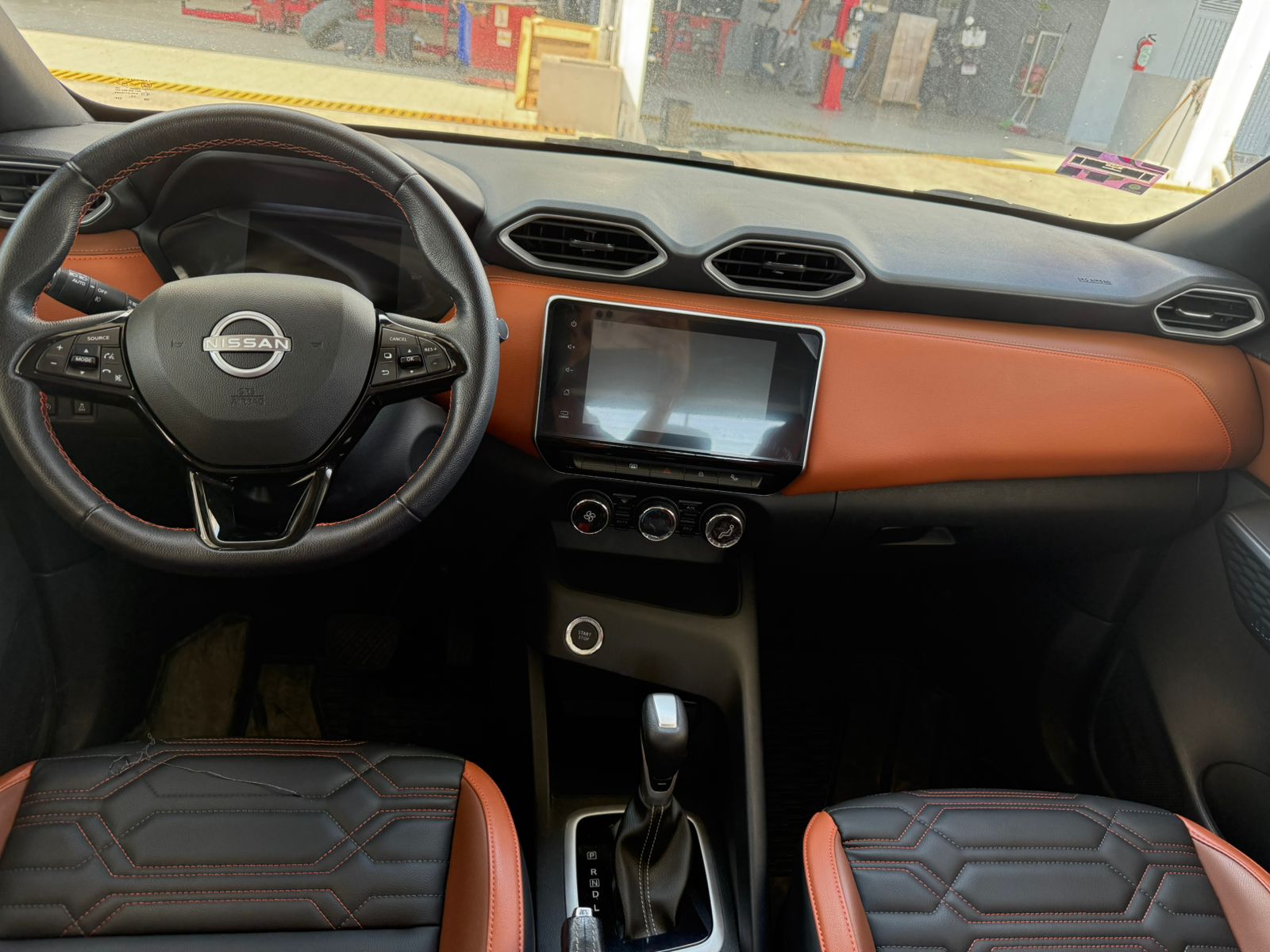2025 Nissan MAGNITE 5 PUERTAS EXCLUSIVE 1.0 LTS CVT T
