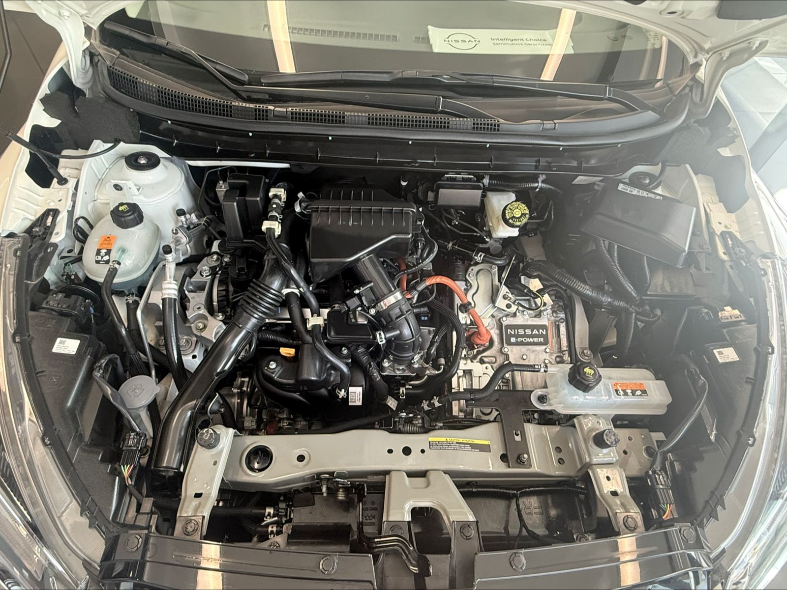 2025 Nissan KICKS 5P PLATINUM E-POWER HEV L31.2 AUT